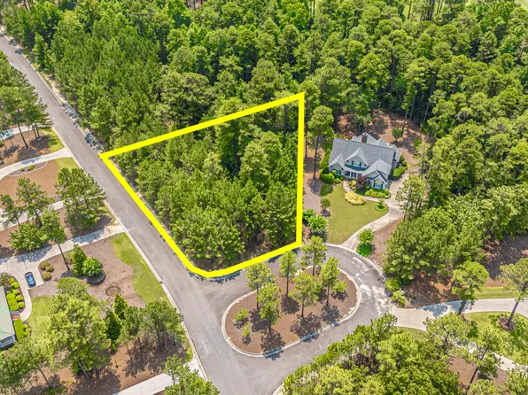 9 Middlebury Road, Pinehurst, NC 28374