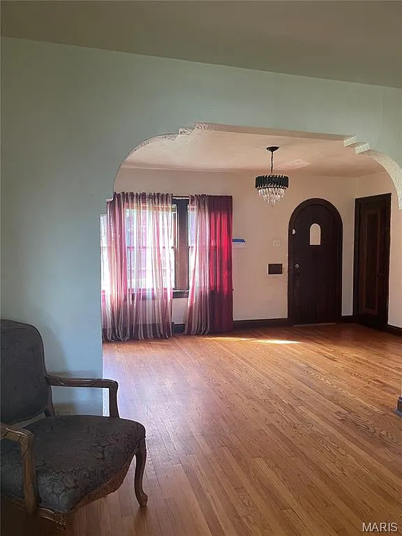 3 bed, 1.5 bath, 1224 sqft, $1,500 — Photo 3
