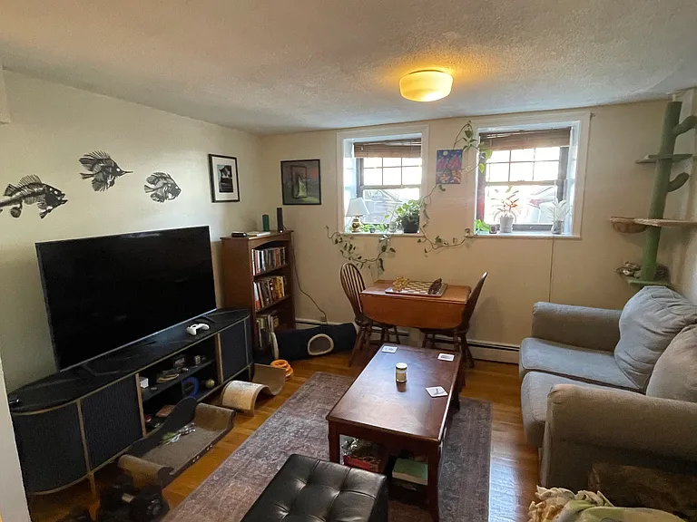 65 Chester St #B — Photo 11
