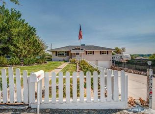 2 Bluestone Ave, Yerington, NV