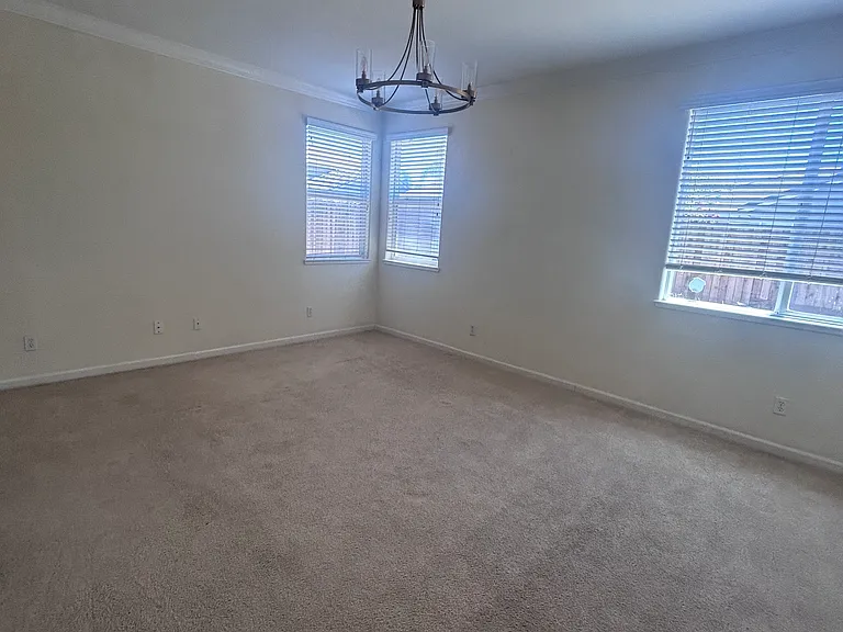 4724 Millner Way — Photo 15