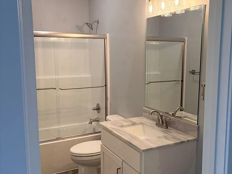 818 W Leander St #A — Photo 11