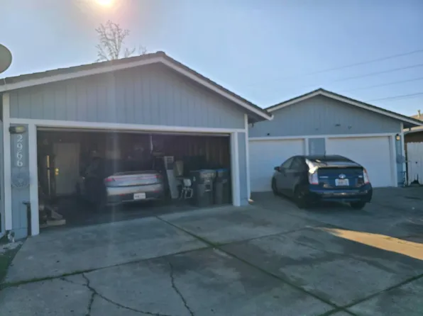 2970-2966 Plymouth Ct, Stockton, CA 95207