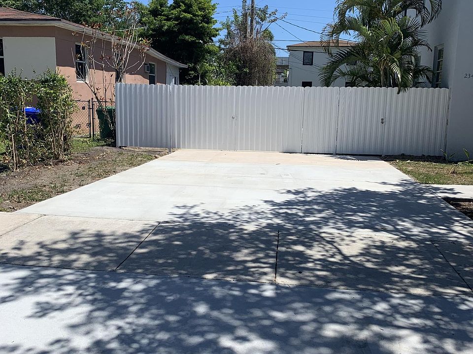 2nd image of 2349 SW 26th Ln #S