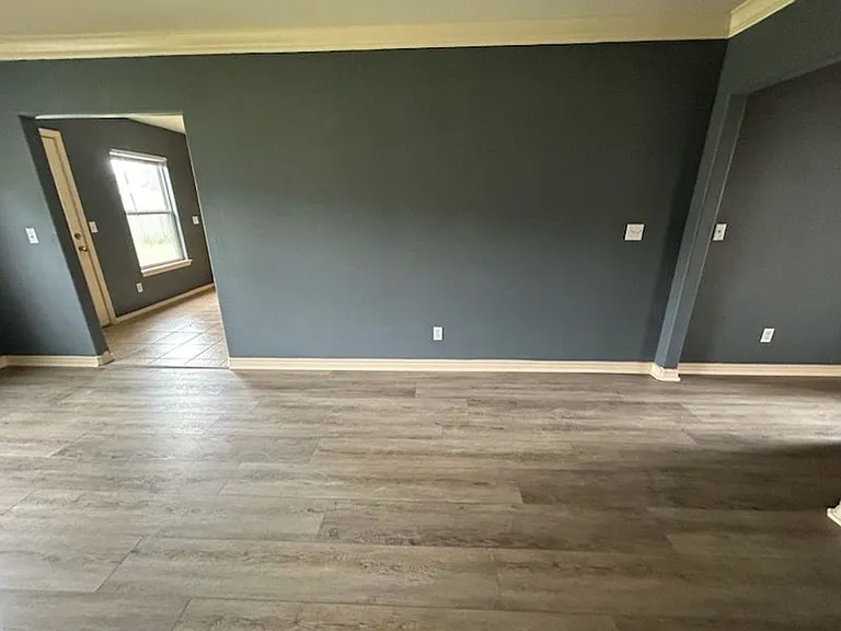 901 SW Sandrock Rd — Photo 5