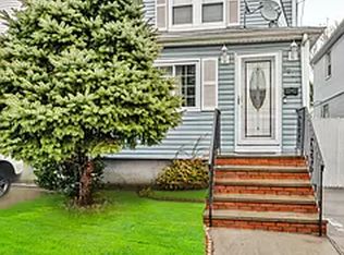 89-11 Springfield Blvd, Queens Village, NY 11427