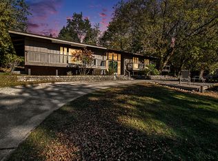 700 Marlawn Dr, Manistee, MI 49660