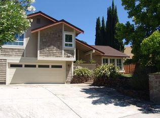 233 Briar Dr, Martinez, CA 94553