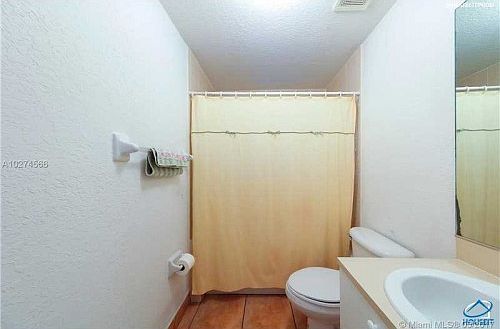 5th image of 3374 W 80th St Unit 102