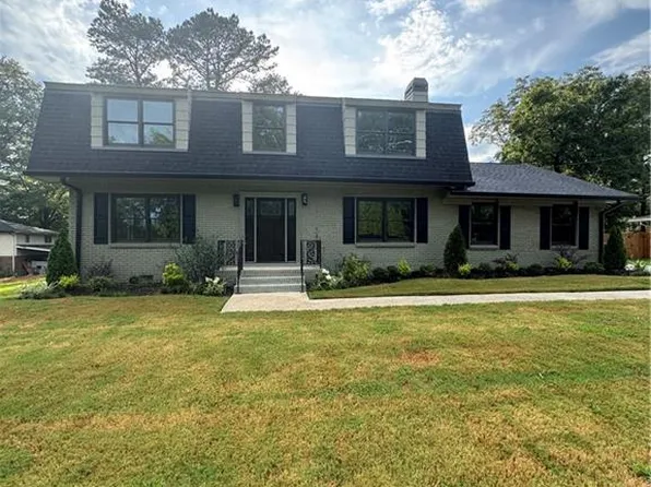 1012 Rays Rd, Stone Mountain, GA 30083
