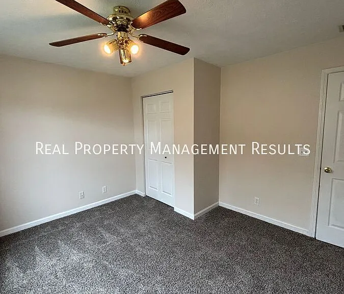 3324 Cobblefield Dr — Photo 17