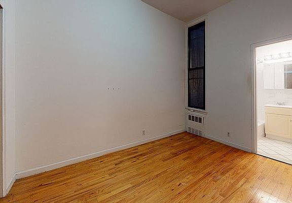 4th image of 313 E 85th St APT 2B