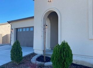 4665 Pleasant Hills Dr, Anderson, CA 96007