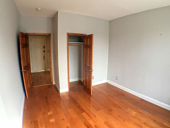 5th image of 353 Howard Ave #D3