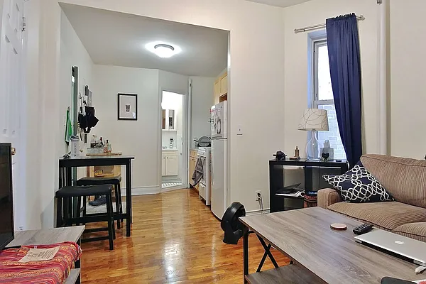 Rented by The Search D&M | media 20