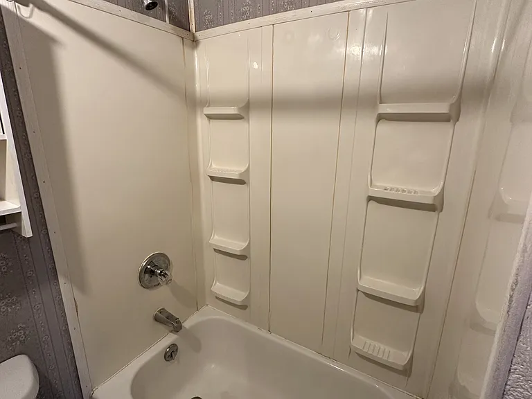 304 W Huron Ave #5 — Photo 7