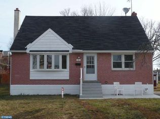 5 Hetzel Rd, Ridley Park, PA 19078