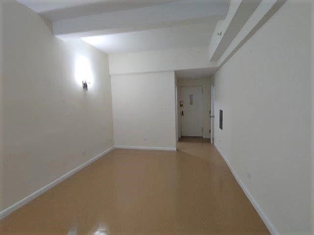 1st image of 31-35 Crescent St #1P