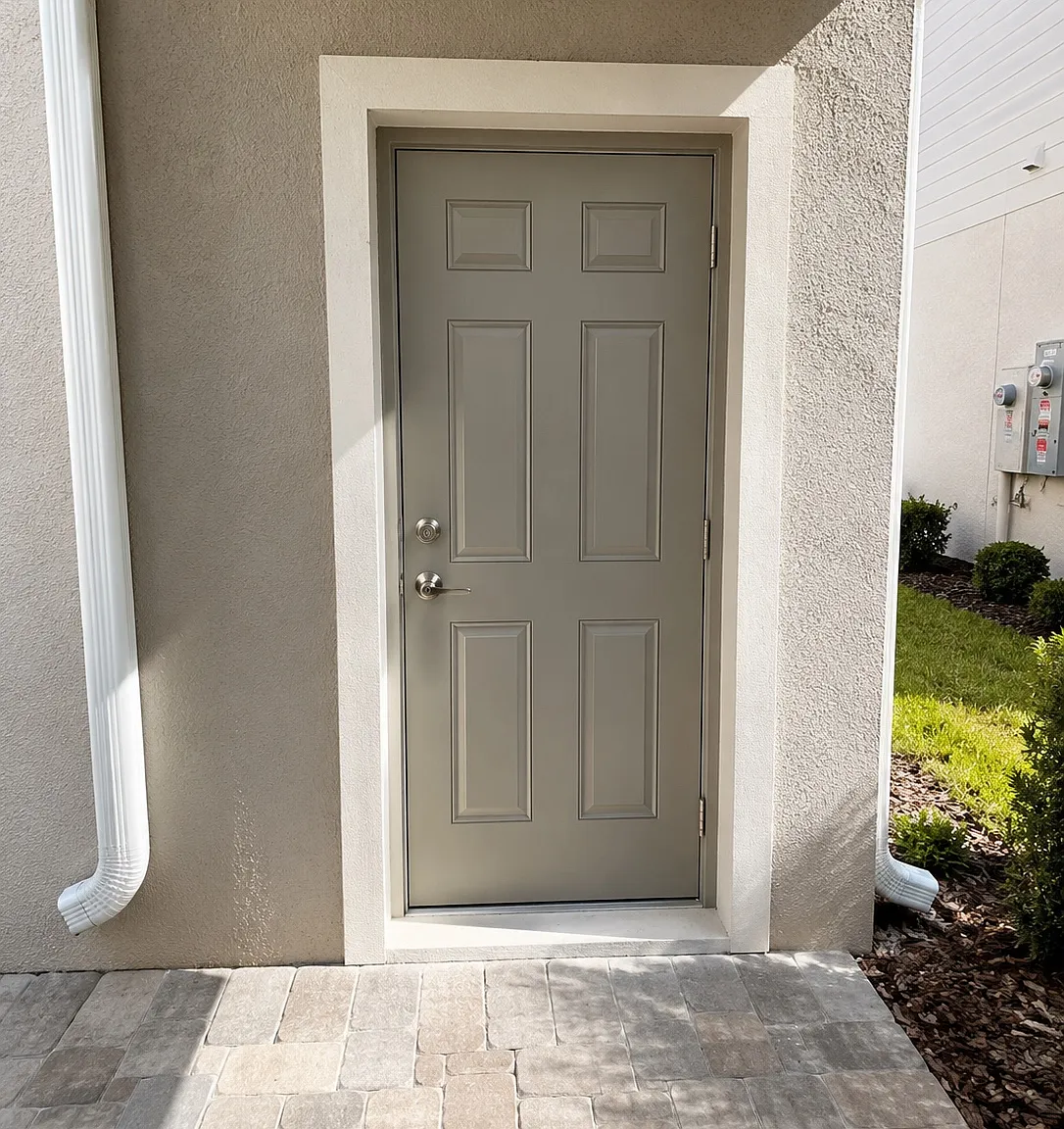 5136 Goldfinch Dr — Photo 1