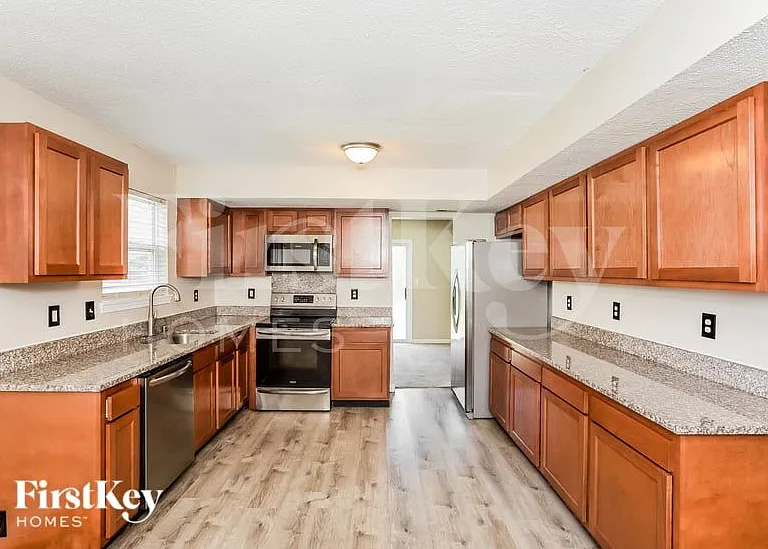 5971 Liverpool Ln — Photo 6