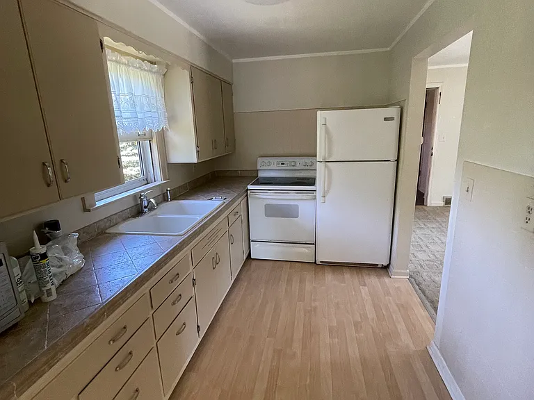 2626 Newman Rd — Photo 4