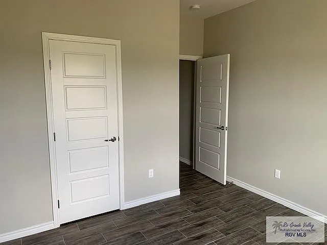 8822 Albatross St — Photo 15