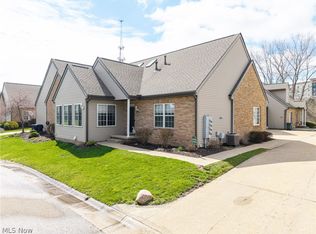 1551 Cambridge Ave SW, North Canton, OH