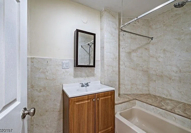 77 Tonnele Ave #B — Photo 9