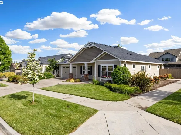 3797 Windgate St, Medford, OR 97504