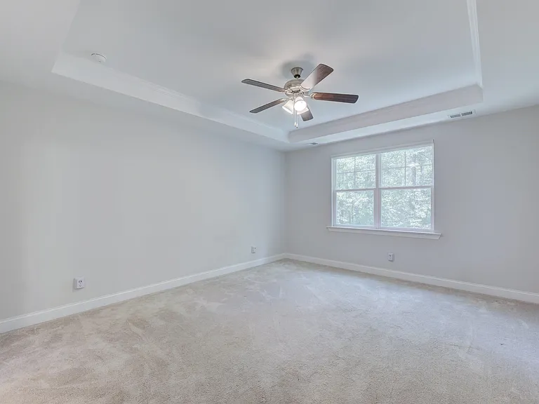 300 Sunnycrest Ln — Photo 23