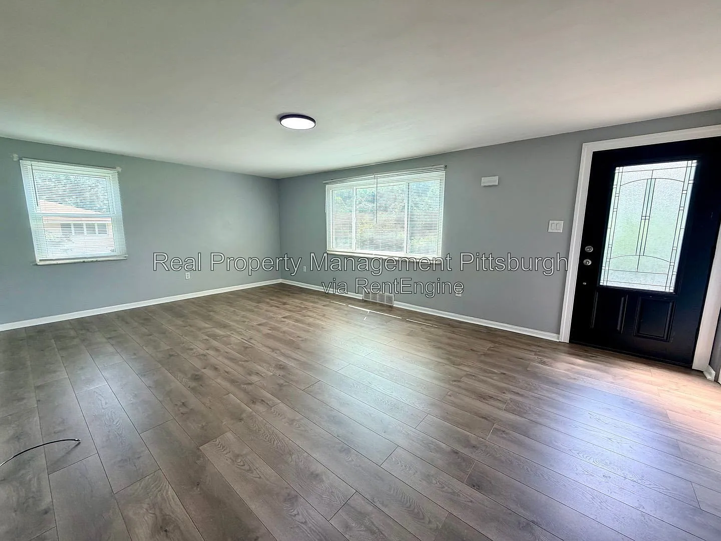 2 bed, 1.0 bath, 999 sqft, $1,695 — Photo 3