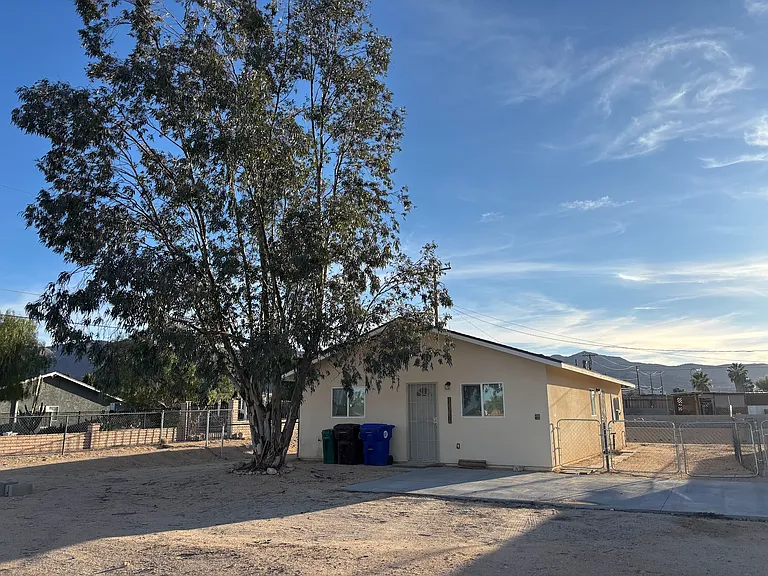 72585 Larrea Ave — Photo 9