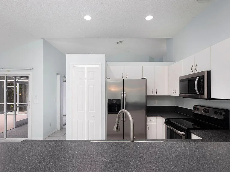 2741 SW Pierson Rd — Photo 15