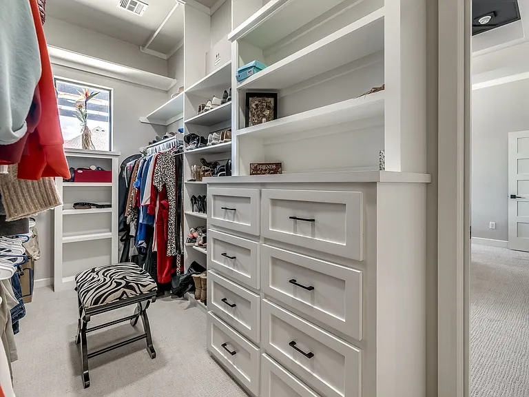 4001 Timber Valley Dr — Photo 25