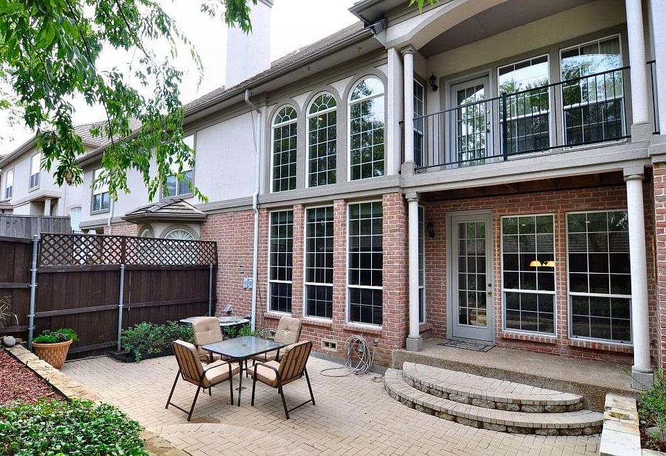 2nd image of 4340 Castle Rock Ct