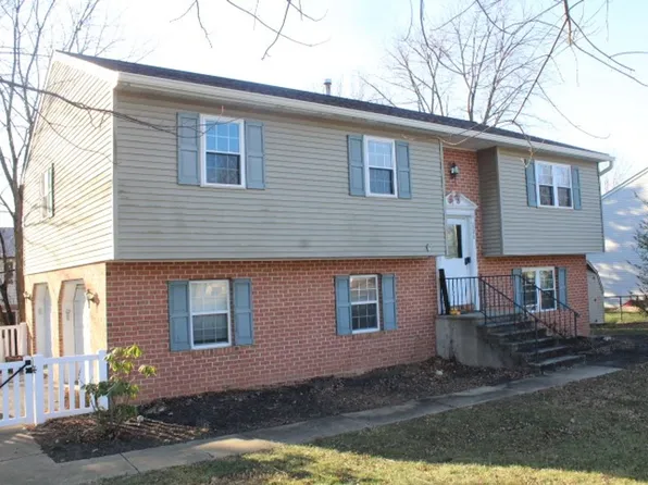 300 Kendale Rd, Red Lion, PA 17356