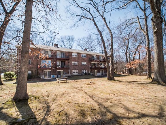 5th image of 61 Farrwood Ave APT 9