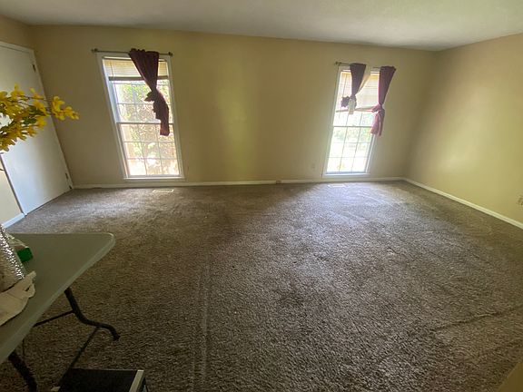 2nd image of 1434 Al Seier Rd