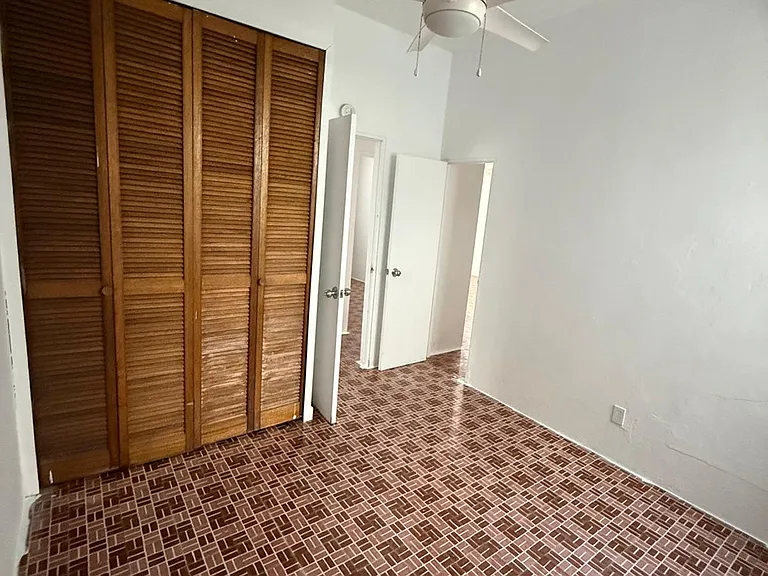513 Calle Barbe #1 — Photo 10