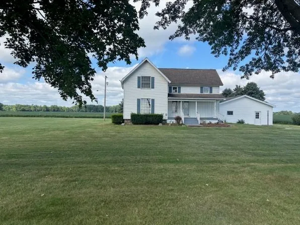8409 N Seymour Rd, Owosso, MI 48867
