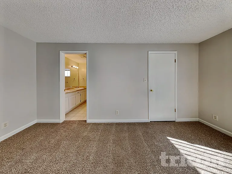 3420 Alpland Ln — Photo 9
