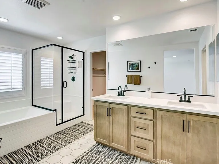 5802 Julian Way — Photo 11