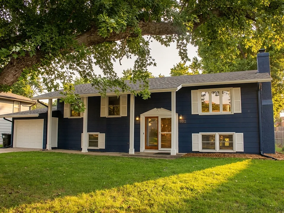 9312 Brownley Dr