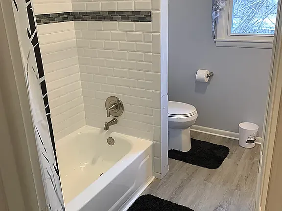 3 bed, 1.5 bath, 1250 sqft, $1,850 — Photo 4