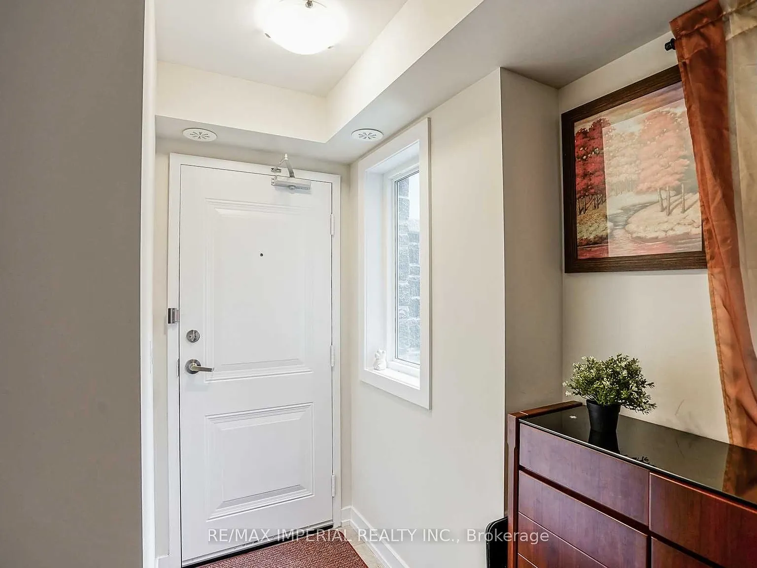 2 bed, $2,700 — Photo 4