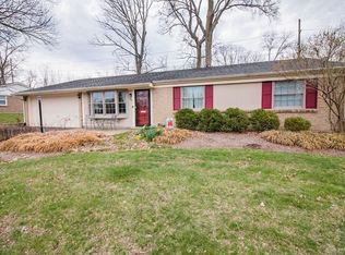 290 Clareridge Ln, Dayton, OH 45458