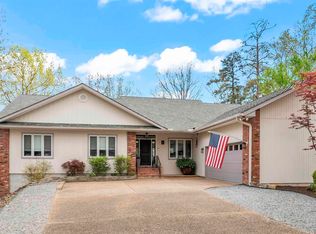 3 Levantino Ln, Hot Springs Village, AR 71909