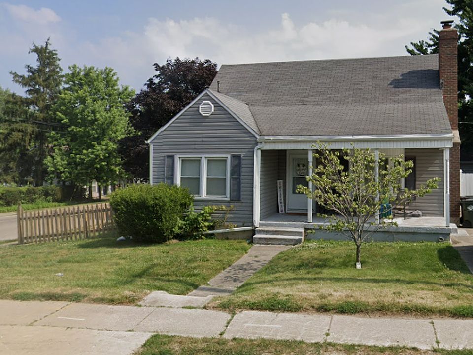 1st image of 1201 E Dorothy Ln