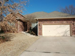 2932 Asheton Ct, Edmond, OK 73034