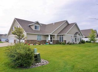 908 17th Ave SE, Minot, ND 58701